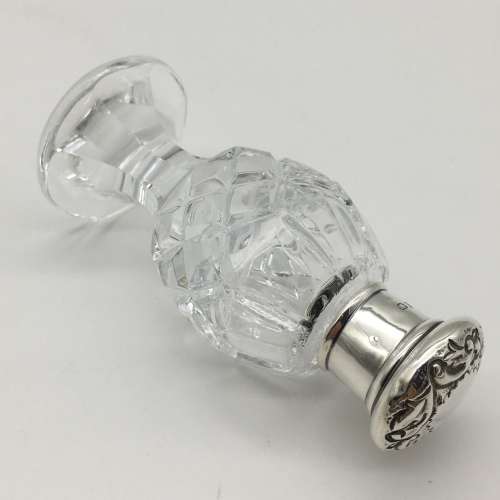 Victorian Sterling Silver & Crystal Scent Bottle (1896)