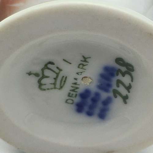 Cute Pair of `Royal Copenhagen` Birds (2238)