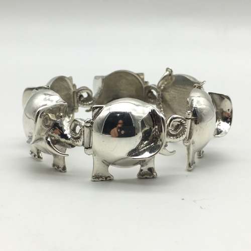 Superb Sterling Silver `Elephant` Vintage Bracelet