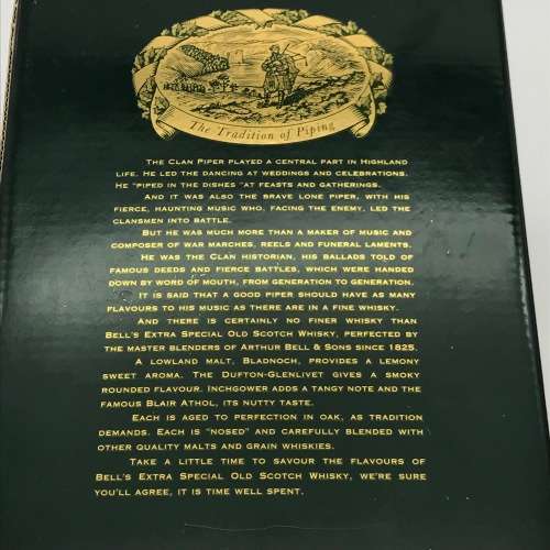 Bells Sealed Scotch Whisky Decanter Christmas 1996 (Boxed)