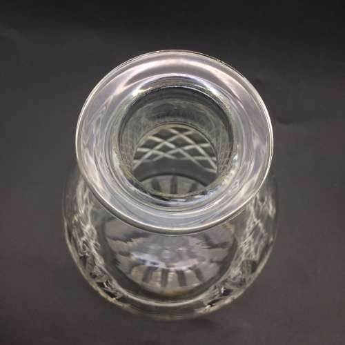 Good Quality Cut-Crystal Decanter