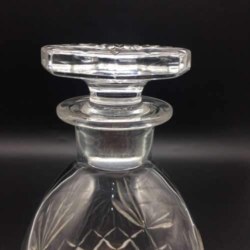 Good Quality Cut-Crystal Decanter