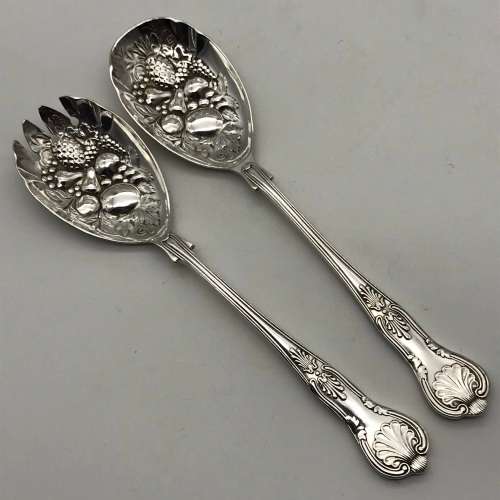 Vintage Silver-Plated Fruit or Salad Servers (Kings Pattern)