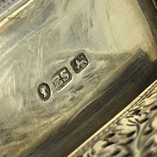 Charming Antique Silver Vinaigrette (1840)