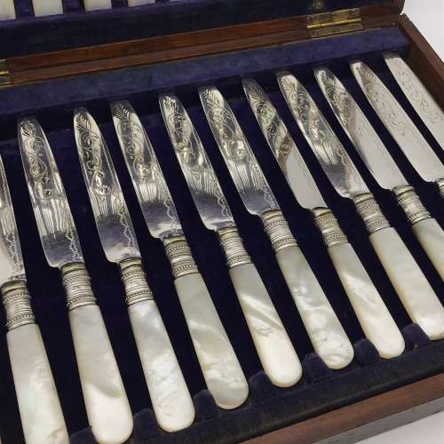 Antique Mother of Pearl Dessert Knives & Forks (Cased)