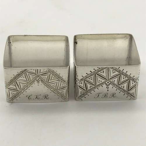 Victorian Pair of Sterling Silver Napkin Rings (Cased) (1890)
