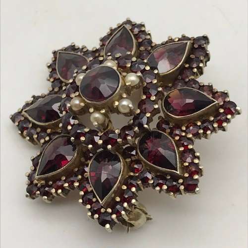 Incredible Victorian Bohemian Garnet & Pearl Brooch (V. R36 600)