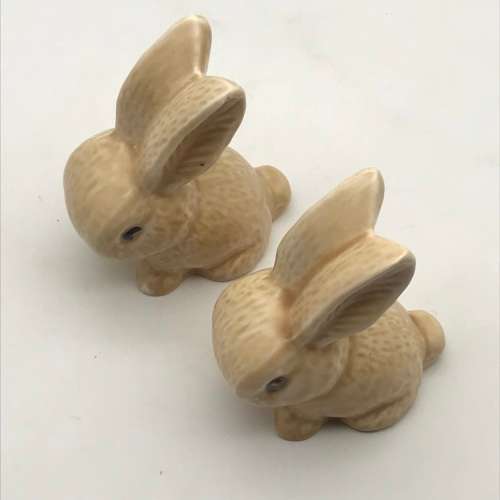 Charming Ceramic `Sylvac` Bunnies (Pair)