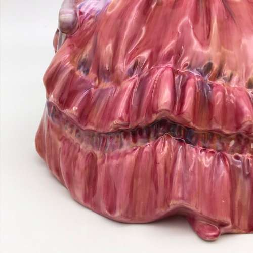 Lovely Royal Doulton `The Gossips` Figurine