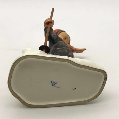 Vintage Hummel `Skier` Figurine (59)