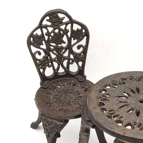 Vintage Cast Iron Doll`s Table & Chairs