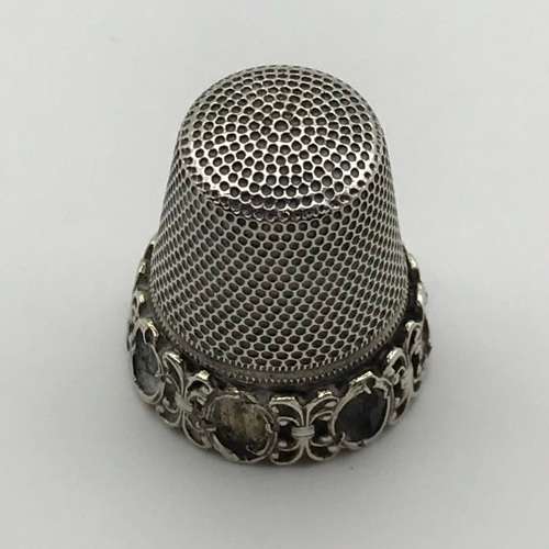 Antique Solid Silver Thimble