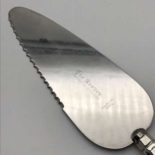 Vintage Silver `Kings Pattern` Cake Slice