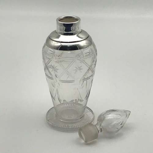 Attractive Antique Silver & Crystal Scent Bottle