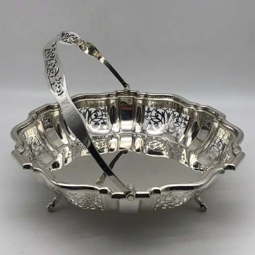 Large Sterling Silver 1925 Basket (550g)
