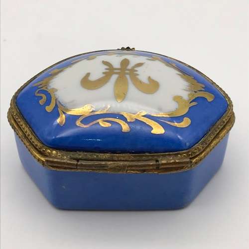 Vintage `Limoges` Trinket Box