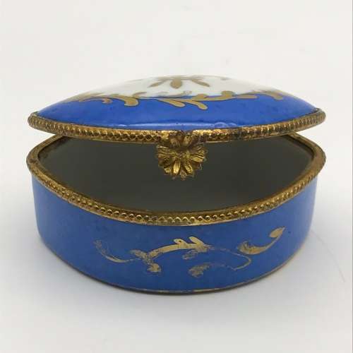 Vintage `Limoges` Trinket Box