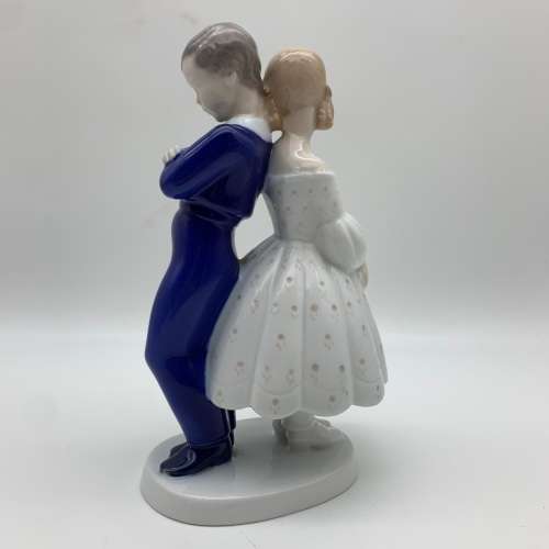 Adorable Bing & Grondahl `Pardon Me` Figurine (2372)