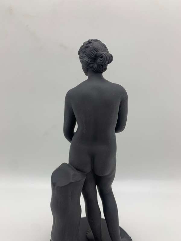 Lovely Black Basalt Wedgwood `Venus` Figurine