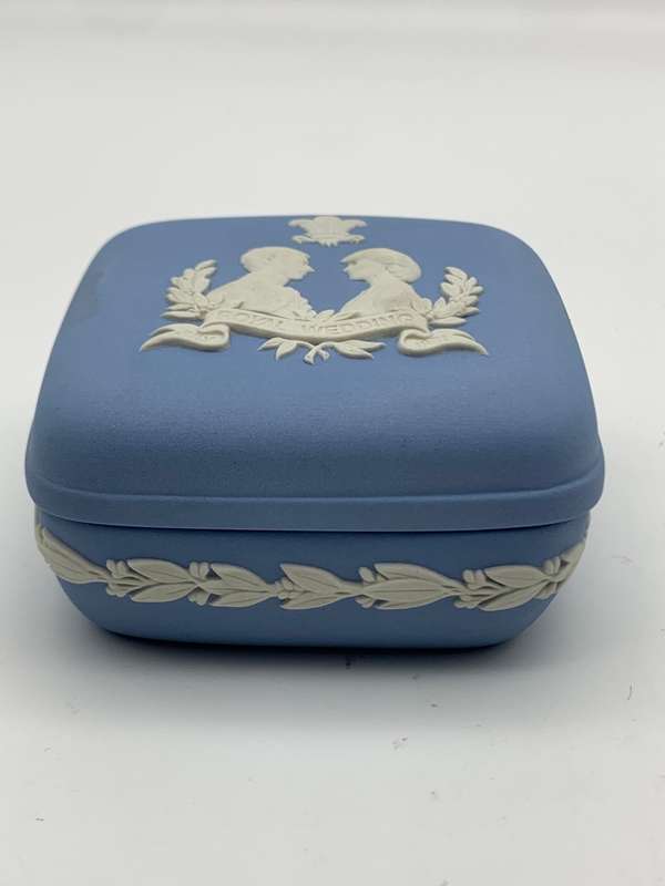 Blue `Wedgwood` Jasperware Box (Royal Wedding)