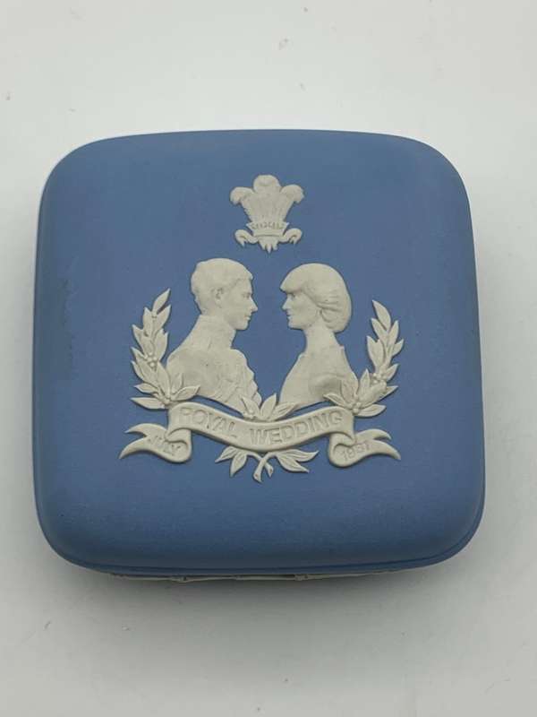 Blue `Wedgwood` Jasperware Box (Royal Wedding)