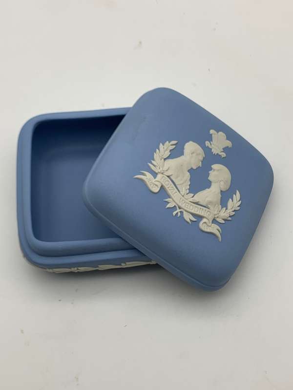 Blue `Wedgwood` Jasperware Box (Royal Wedding)