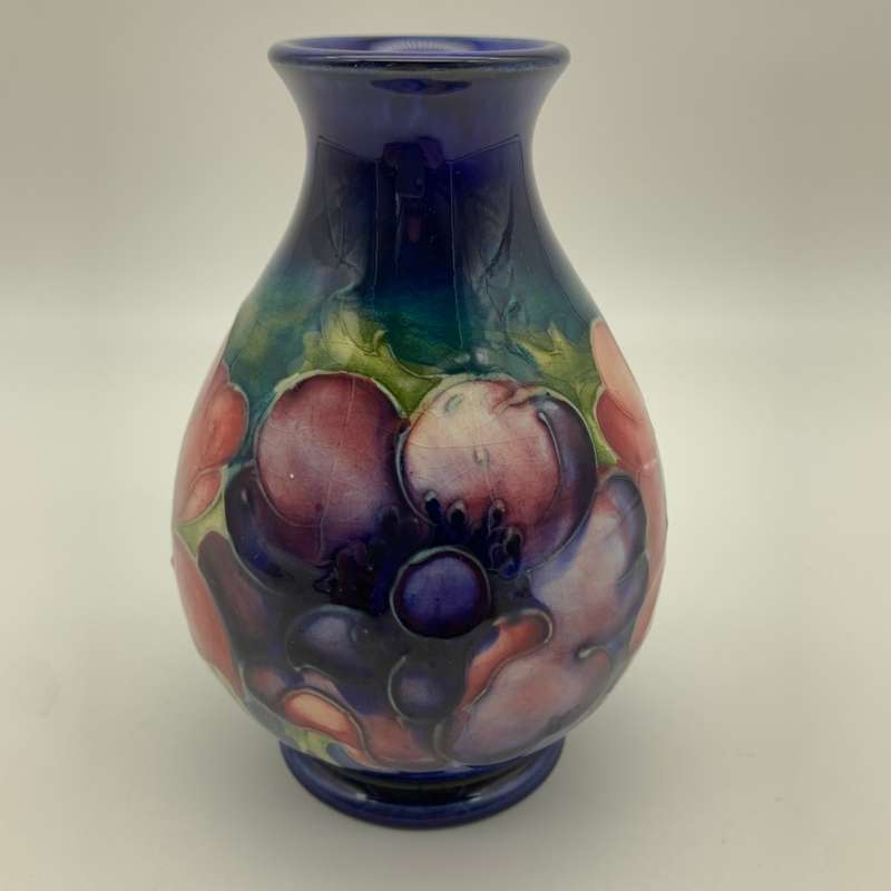 Vintage Moorcroft `Anemone` Vase (1930/40`s)
