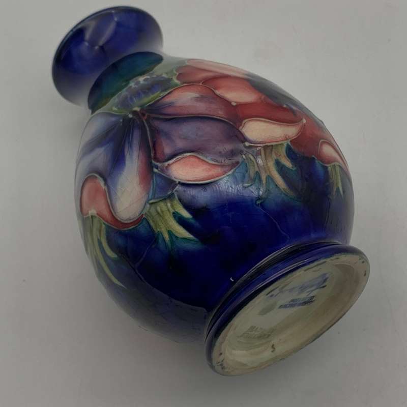 Vintage Moorcroft `Anemone` Vase (1930/40`s)
