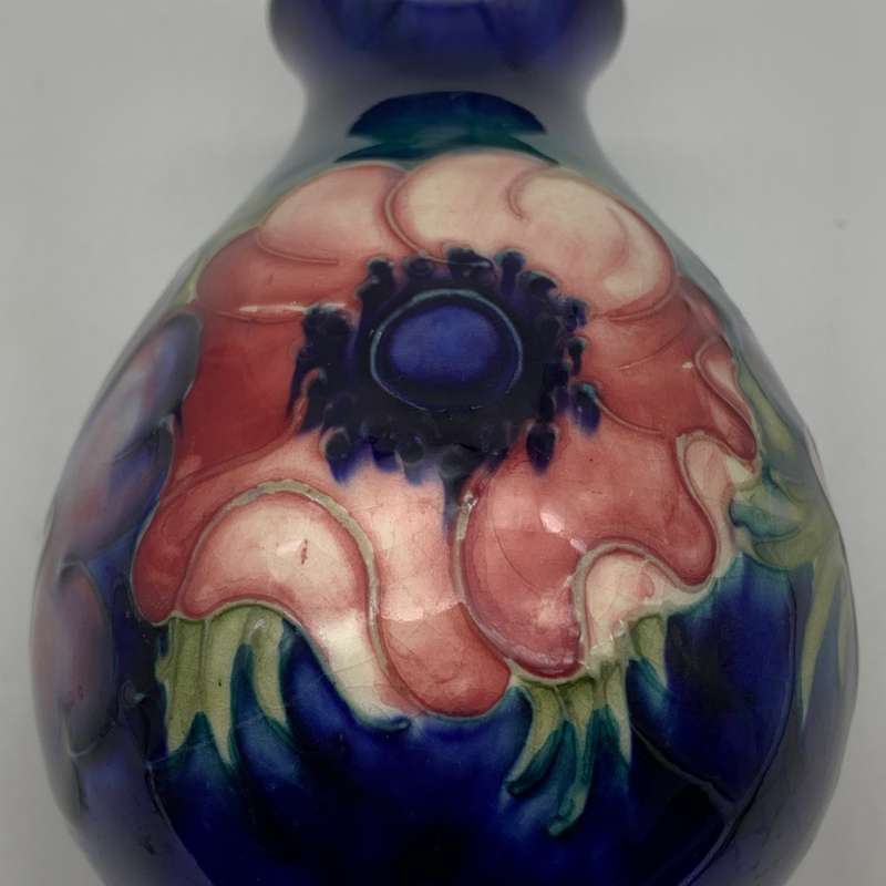 Vintage Moorcroft `Anemone` Vase (1930/40`s)
