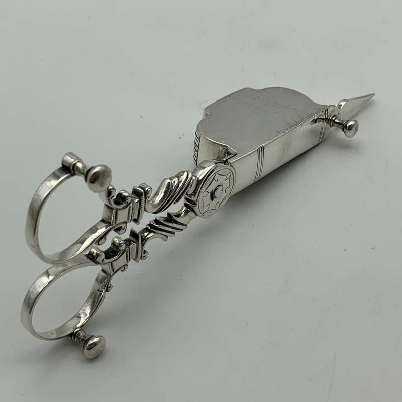 Rare Silver `George III` Candle Wick Trimmer/Snuffer (1762)