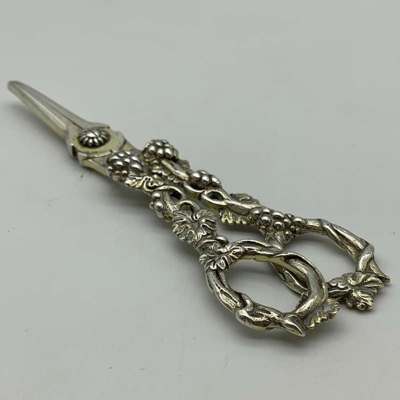 Antique Silver (William IV) Grape Scissors (1835)