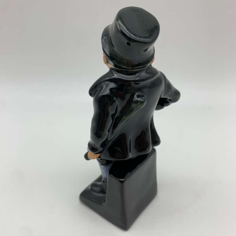 R/Doulton `Bill Sykes` Dickens Figurine