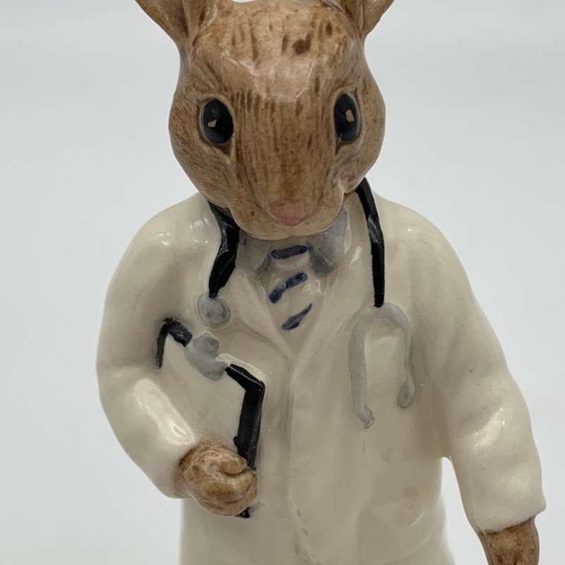R/Doulton `Doctor Bunnykins` Figurine