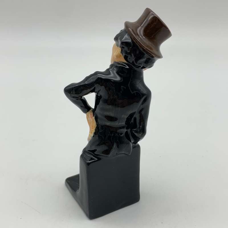R/Doulton `Jingle` Dickens Figurine