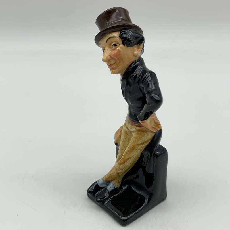 R/Doulton `Jingle` Dickens Figurine