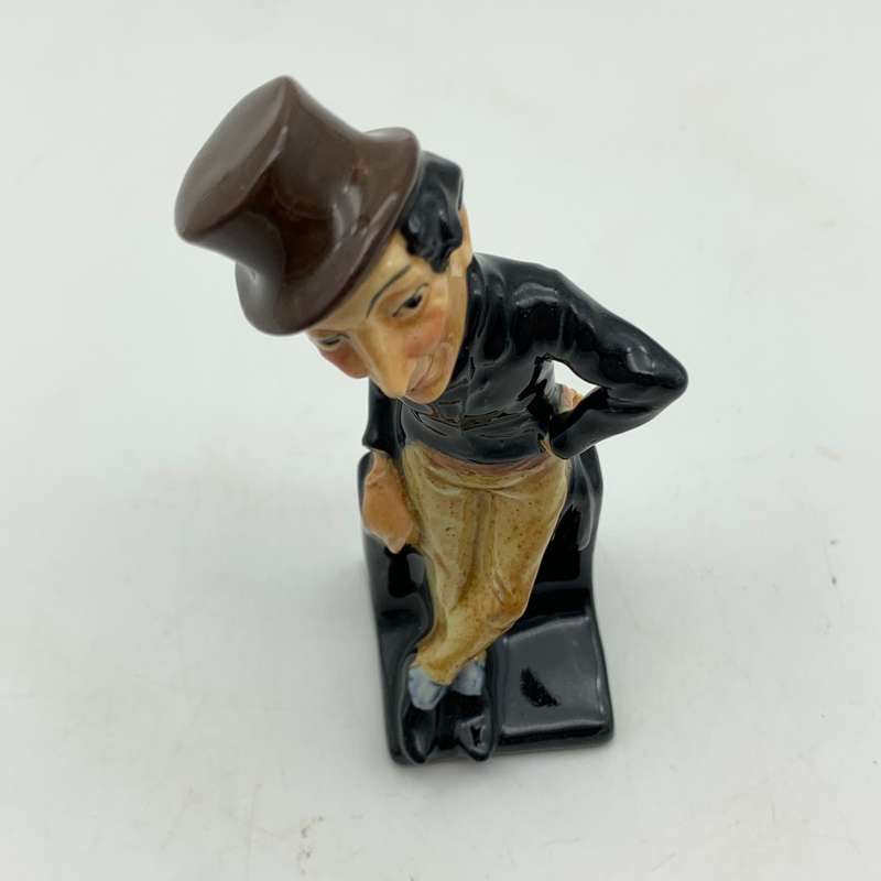 R/Doulton `Jingle` Dickens Figurine