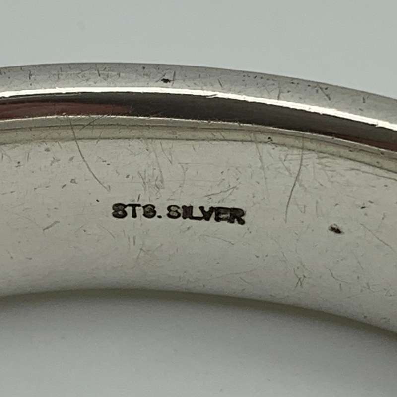 Lovely Vintage Sterling Silver Bangle