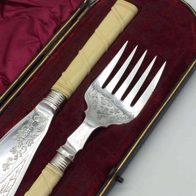 Attractive Boxed Victorian Silver-Plated Fish Servers