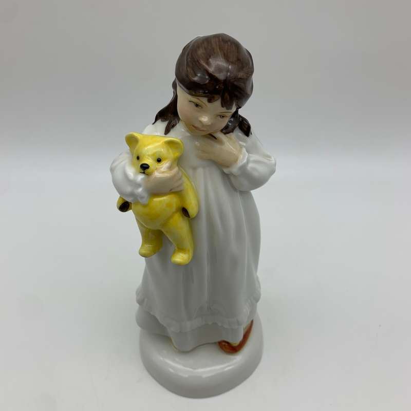Royal Doulton `And So to Bed` Figurine