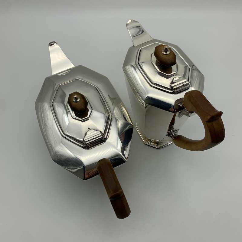 Lovely Quality `Art Deco` Tea & Coffee Pot Pair