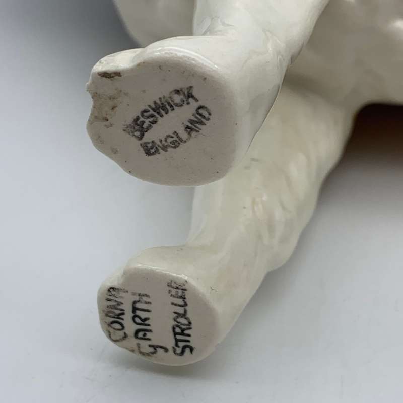 Large Beswick `St. Bernard` Dog (Corna Garth Stroller)