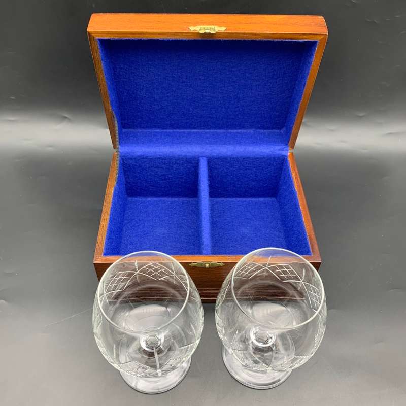 Pair Crystal 'Brandy Balloon' Glasses (Wooden Cased)