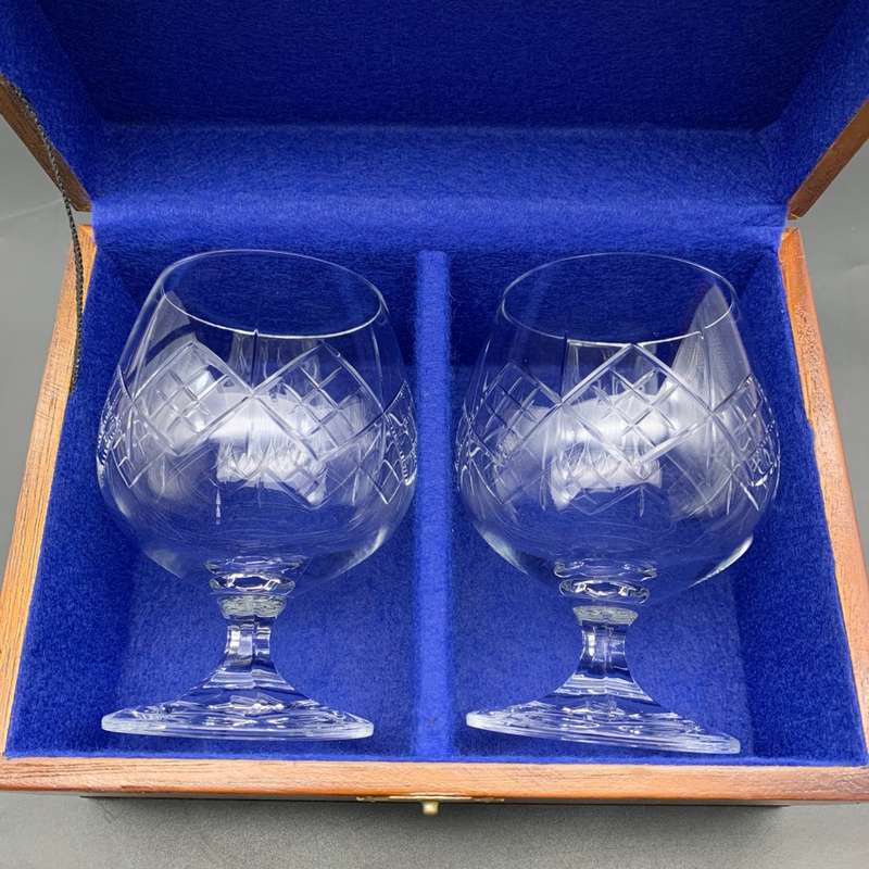 Pair Crystal 'Brandy Balloon' Glasses (Wooden Cased)