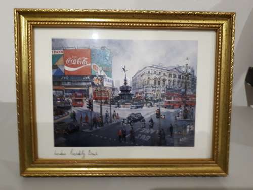 COCA COLA FRAME(LONDON PICADILLY CIRCUS - 17CM X 22CM)