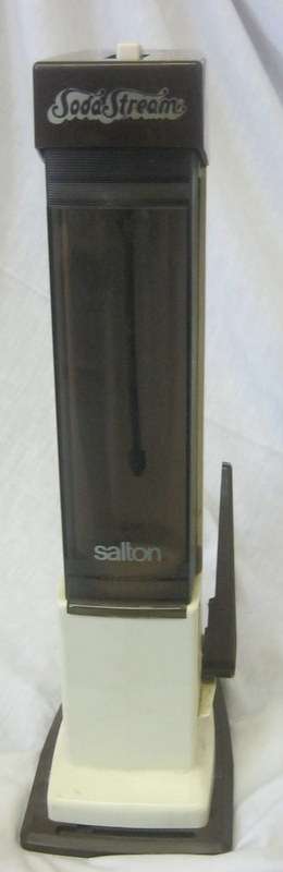 OLD SALTON SODASTREAM MACHINE-NOT TESTED