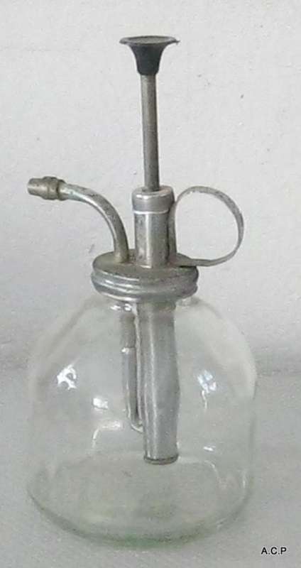 GLASS PERFUME SPRAY BOTTLE