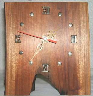 HANDMADE WOODEN CLOCK
