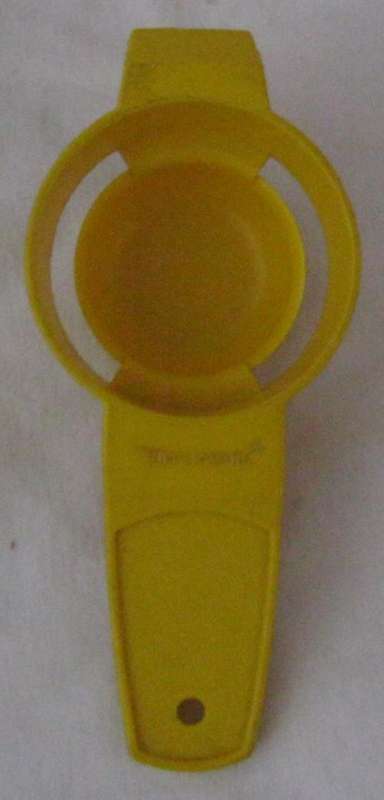 EGG SEPERATOR-TUPPERWARE