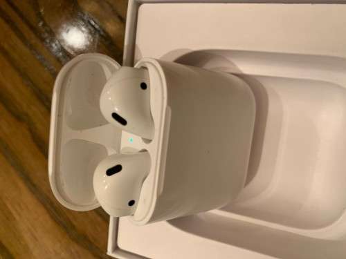 Apple Airpods   ***PRE-OWNED***