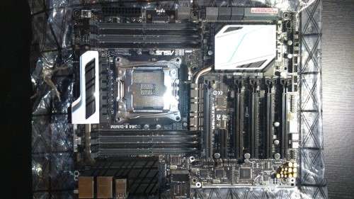 Asus x99-deluxe motherboard